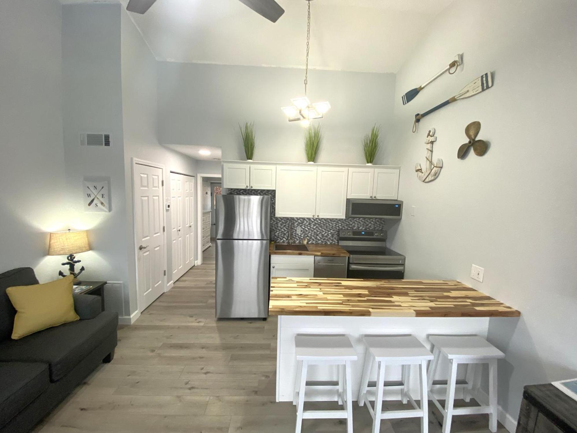 B Lakefront! Remodeled, Boat Slip, Patio Views, Pool, Boat Ramp, Wifi Осейдж-Біч Екстер'єр фото