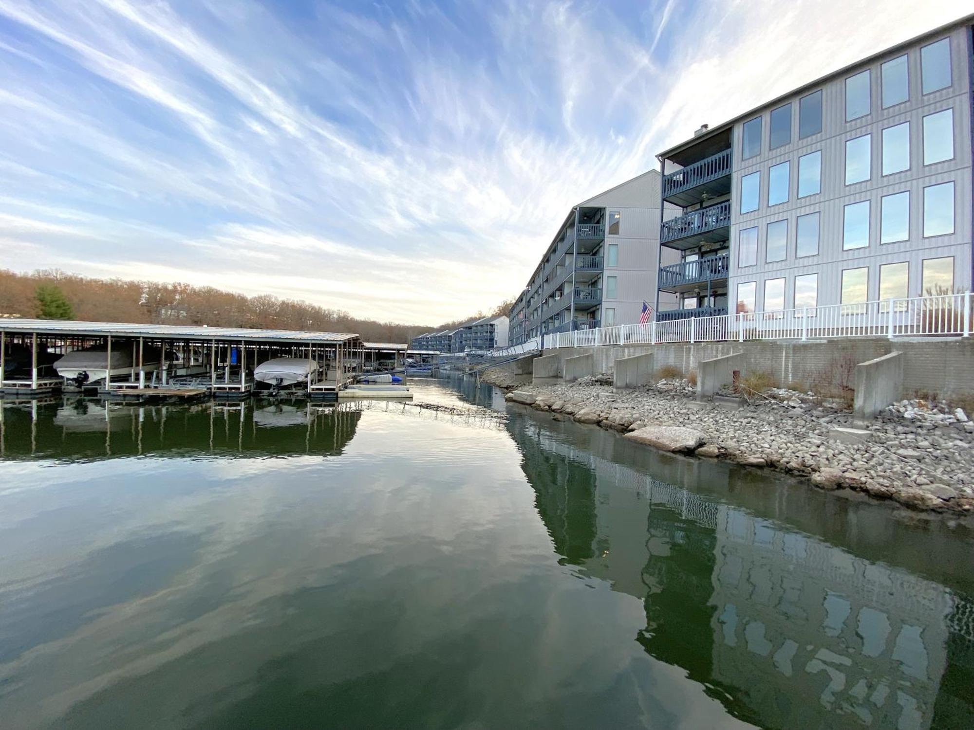 B Lakefront! Remodeled, Boat Slip, Patio Views, Pool, Boat Ramp, Wifi Осейдж-Біч Екстер'єр фото