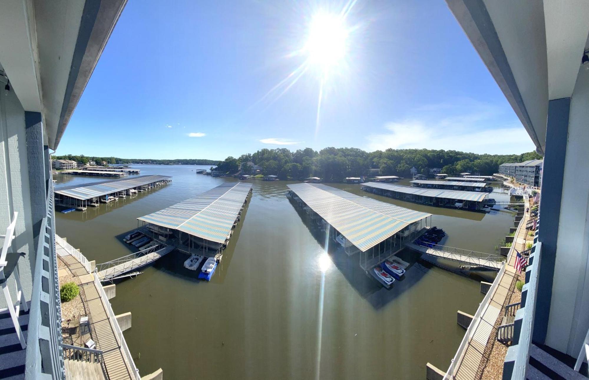 B Lakefront! Remodeled, Boat Slip, Patio Views, Pool, Boat Ramp, Wifi Осейдж-Біч Екстер'єр фото